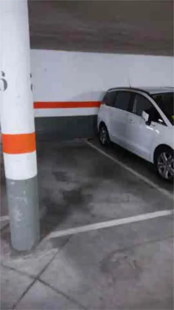 Garaje de alquiler en Portazgo Parking de Garaje de alquiler en Madrid