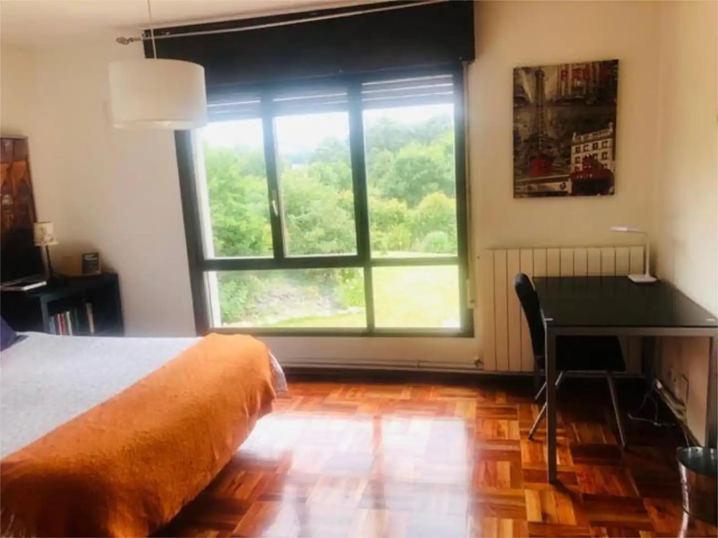 Casa adosada en venda a Quintes - Arroes Dormitori de Casa adosada en venda en Villaviciosa amb Calefacció, Jardí privat i Terrassa