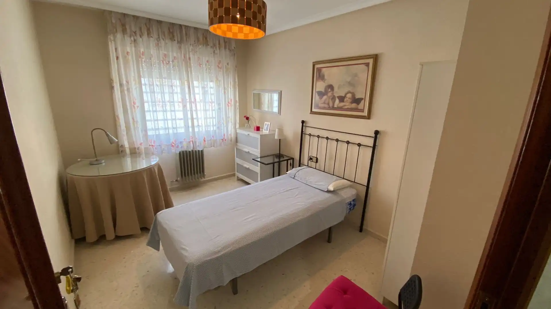 Habitación en Avenida de Madrid, 64, Belén - San Roque Habitación en Avenida de Madrid, 64, Belén - San Roque
