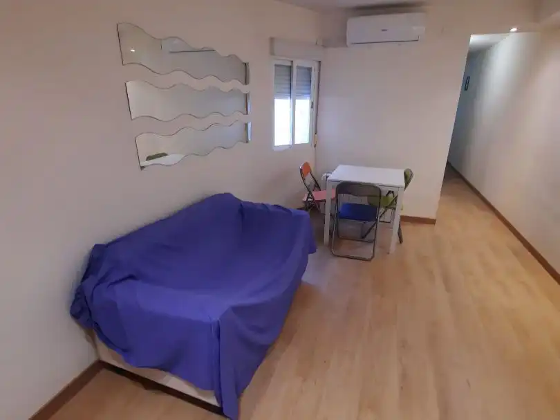 Flat for sale in Calle Germán Pérez Carrasco, 33, Quintana Living room of Flat for sale in Madrid with Air Conditioner, Heating and Parquet flooring