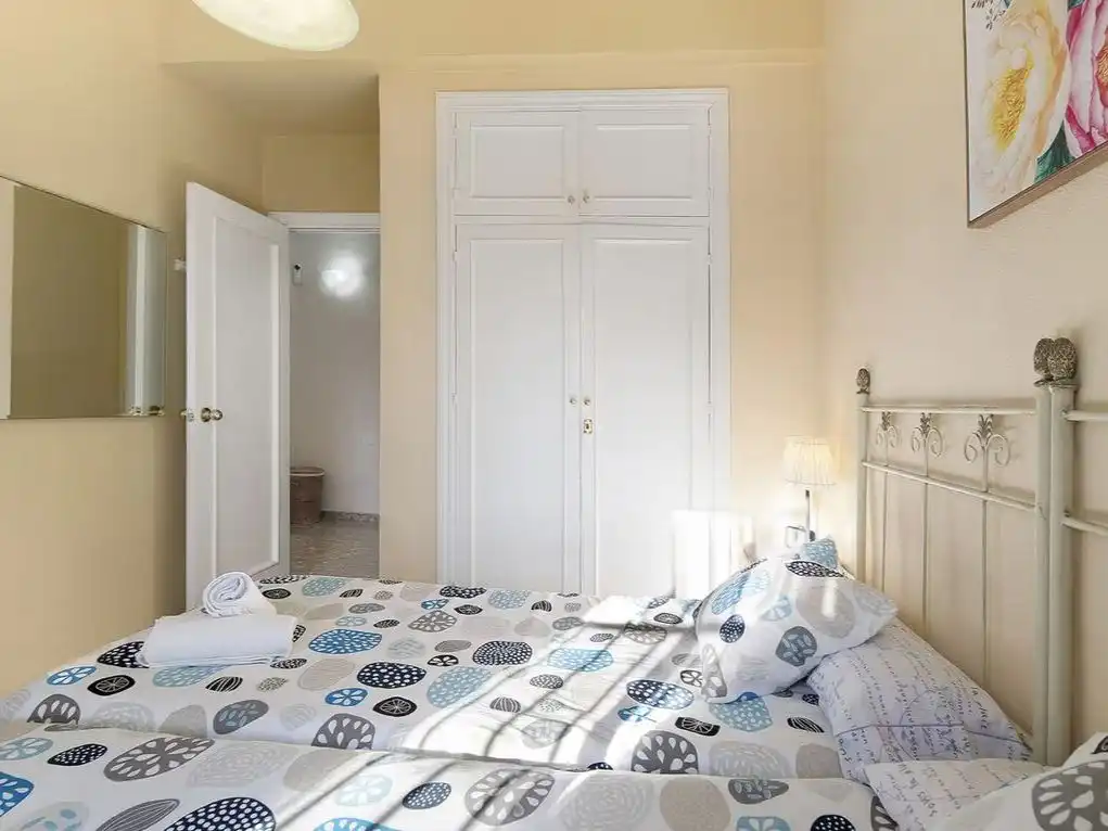 Schlafzimmer von Einfamilien-Reihenhaus zur Miete in El Puerto de Santa María mit Klimaanlage, Heizung und Privatgarten