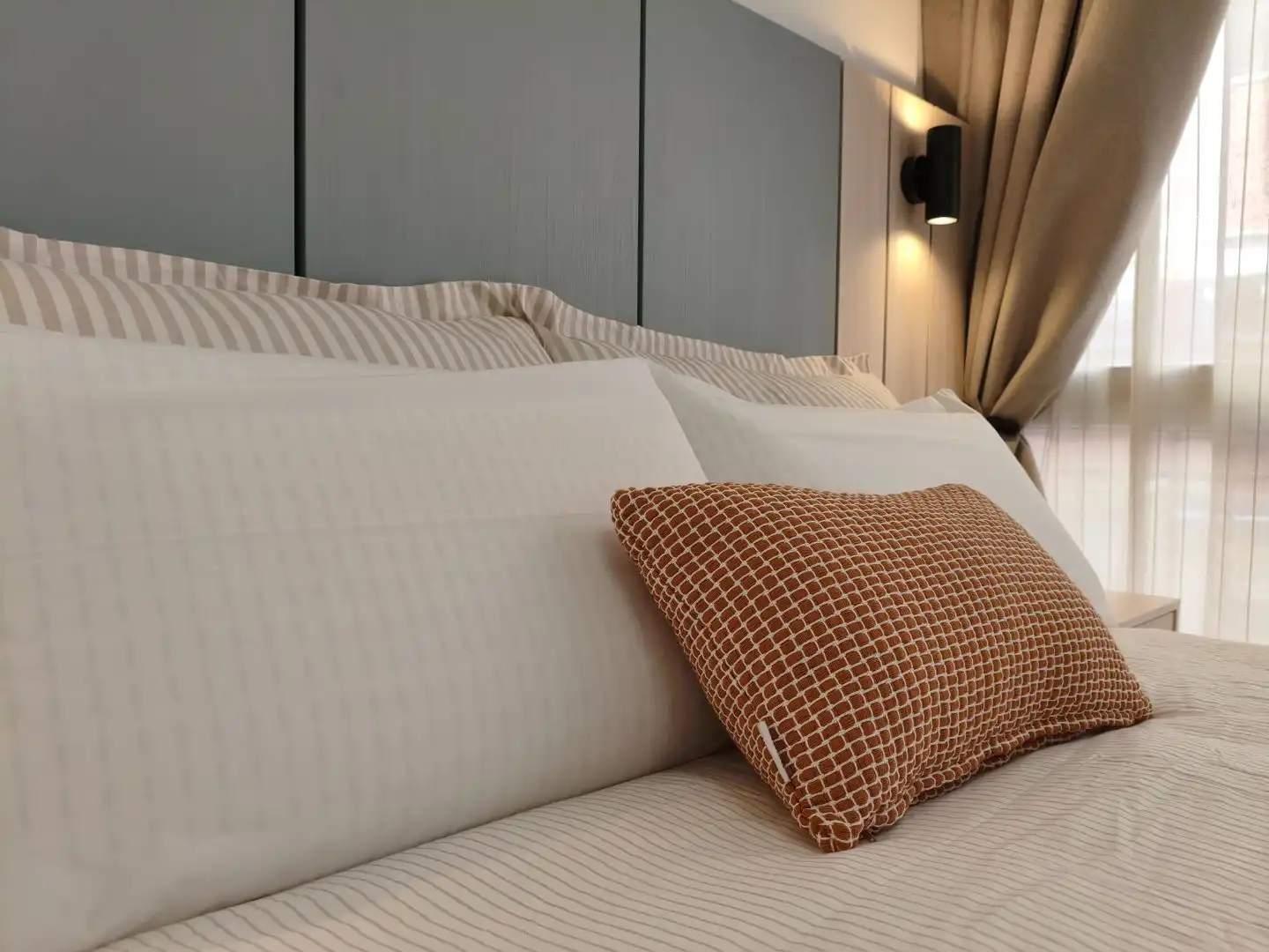 Zimmer in Calle Martínez Maldonado, 28, Los Castillejos - La Trinidad Schlafzimmer von Wohnung zur untervermieten in Málaga mit Klimaanlage, Parkett und Möbliert