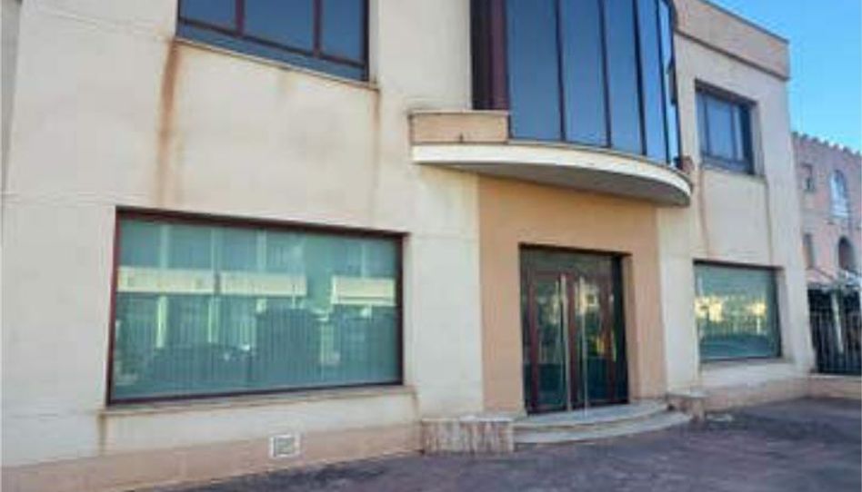 Fabrikhallen zur Miete in Puerto Marina, Benalmádena - Bild 1 Foto 1 von Fabrikhallen zur Miete in Puerto Marina, Benalmádena