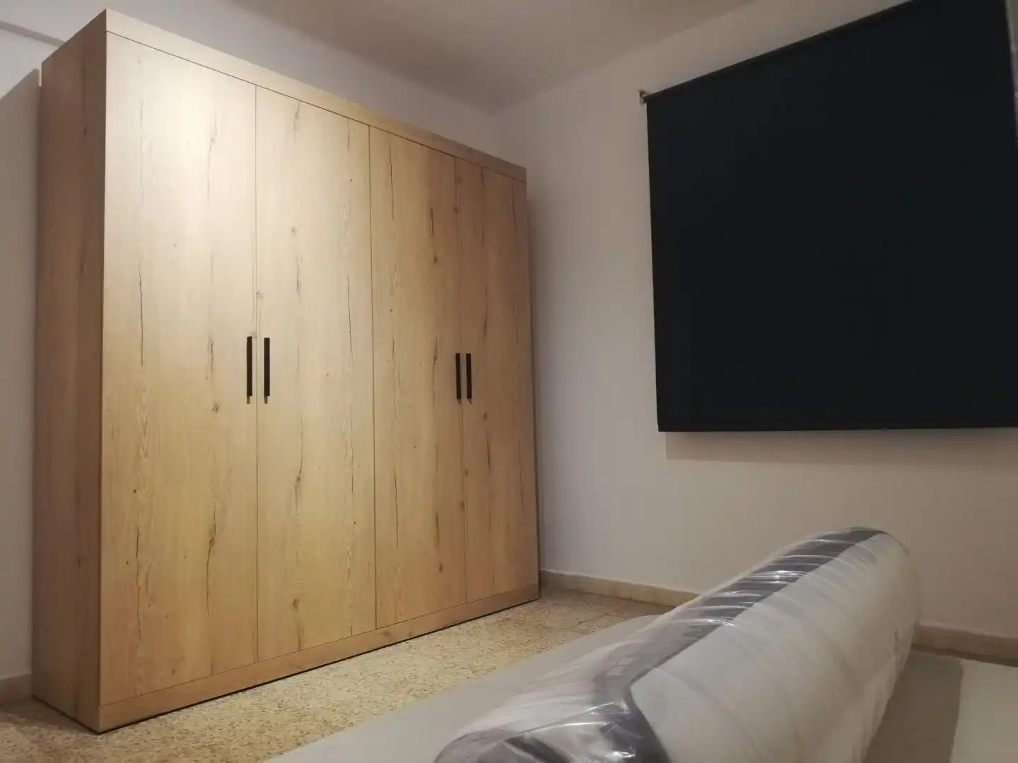 Piso de alquiler en Carrer del Cardenal Vera, 35, Sants Patrons Habitación de Piso de alquiler en Alzira con Aire acondicionado y Amueblado