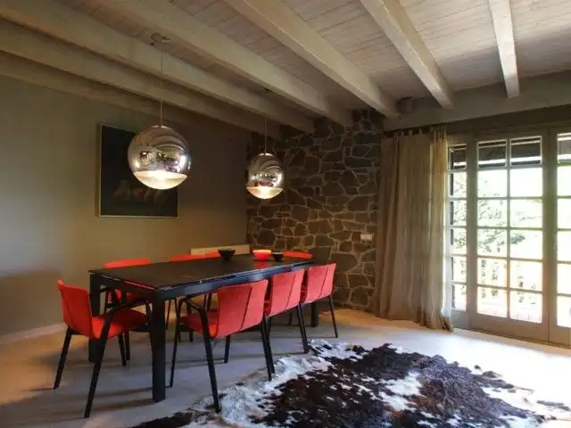 Casa adosada de alquiler en Calle Bolática, 18, Panticosa Comedor de Casa adosada de alquiler en Panticosa con Calefacción, Trastero y Amueblado