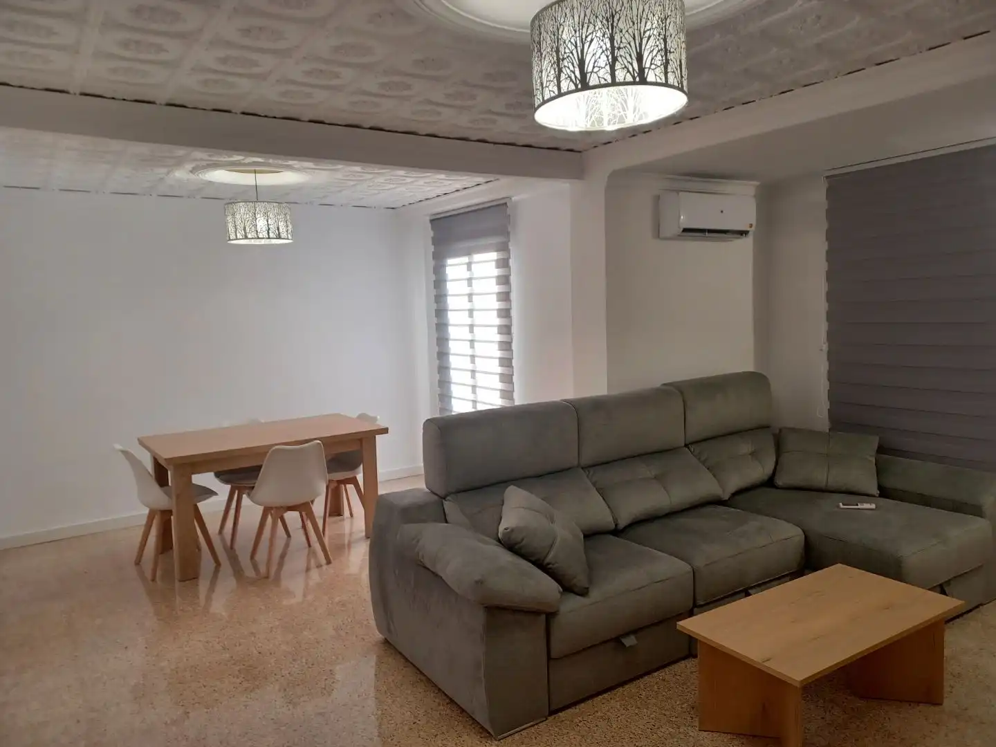 Sala de estar de Piso de alquiler en Alzira con Aire acondicionado y Amueblado