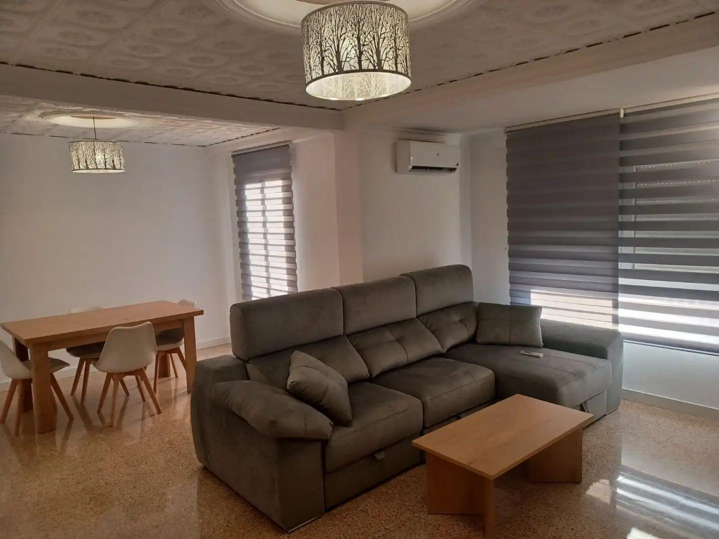 Sala de estar de Piso de alquiler en Alzira con Aire acondicionado y Amueblado
