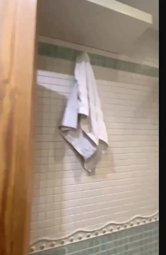 Badezimmer von Wohnung zum Verkauf in Madrid mit Klimaanlage, Heizung und Parkett