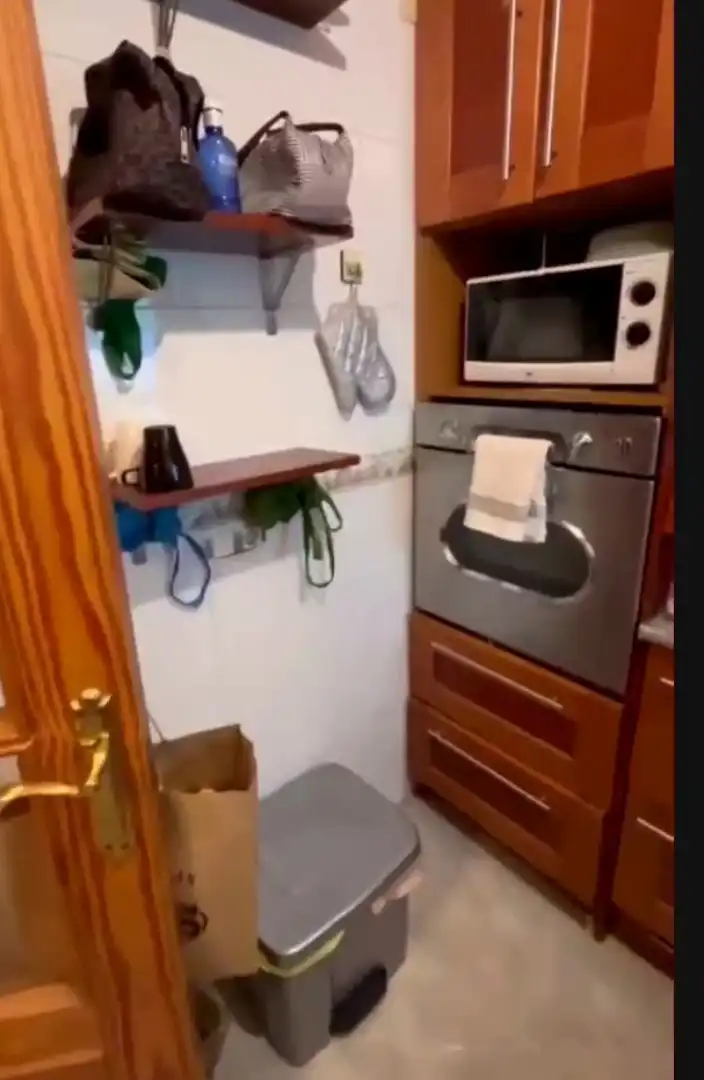 Küche von Wohnung zum Verkauf in Madrid mit Klimaanlage, Heizung und Parkett