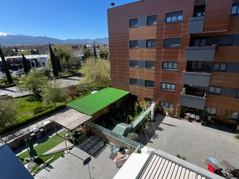 Piso de alquiler en Calle Emir, 1, Parque Lagos Terraza de Piso de alquiler en Granada con Aire acondicionado, Calefacción y Parquet