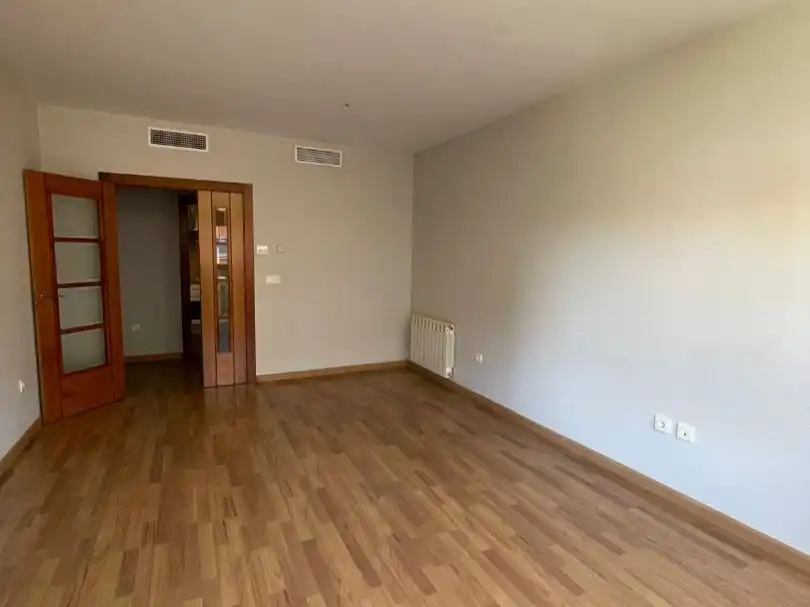 Piso de alquiler en Calle Emir, 1, Parque Lagos Habitación de Piso de alquiler en Granada con Aire acondicionado, Calefacción y Parquet