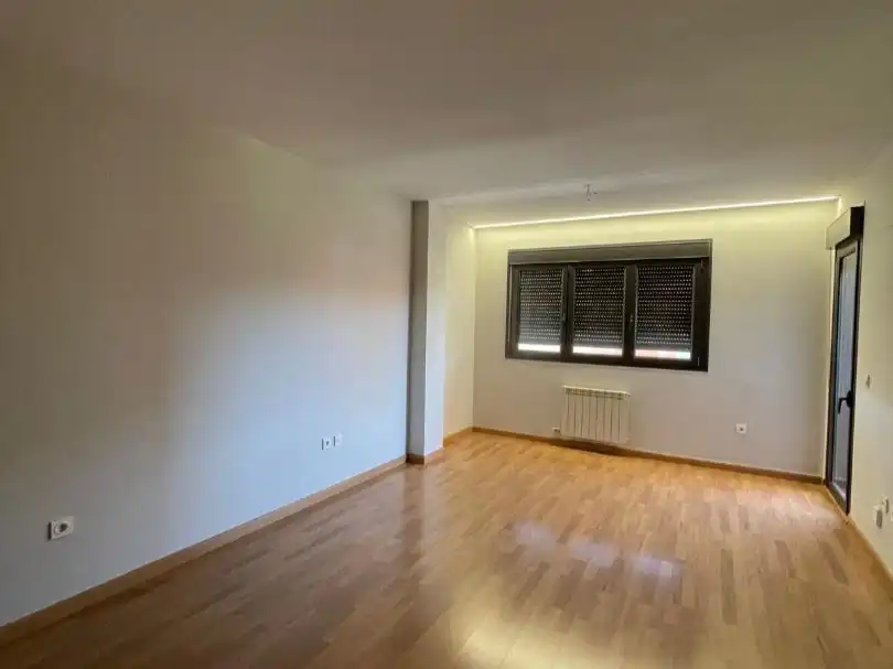 Piso de alquiler en Calle Emir, 1, Parque Lagos Piso de alquiler en Granada con Aire acondicionado, Calefacción y Parquet