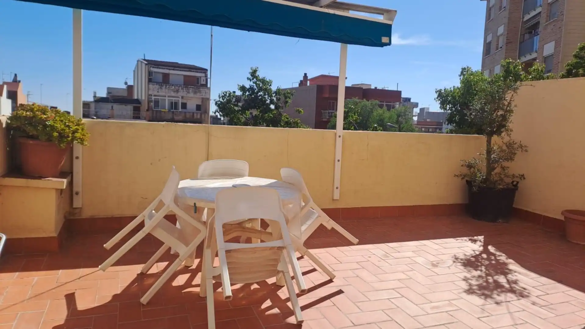 Flat for rent in Carrer Reina Elisenda, 9, Morera Terrace of Flat for rent in Badalona with Air Conditioner, Heating and Parquet flooring