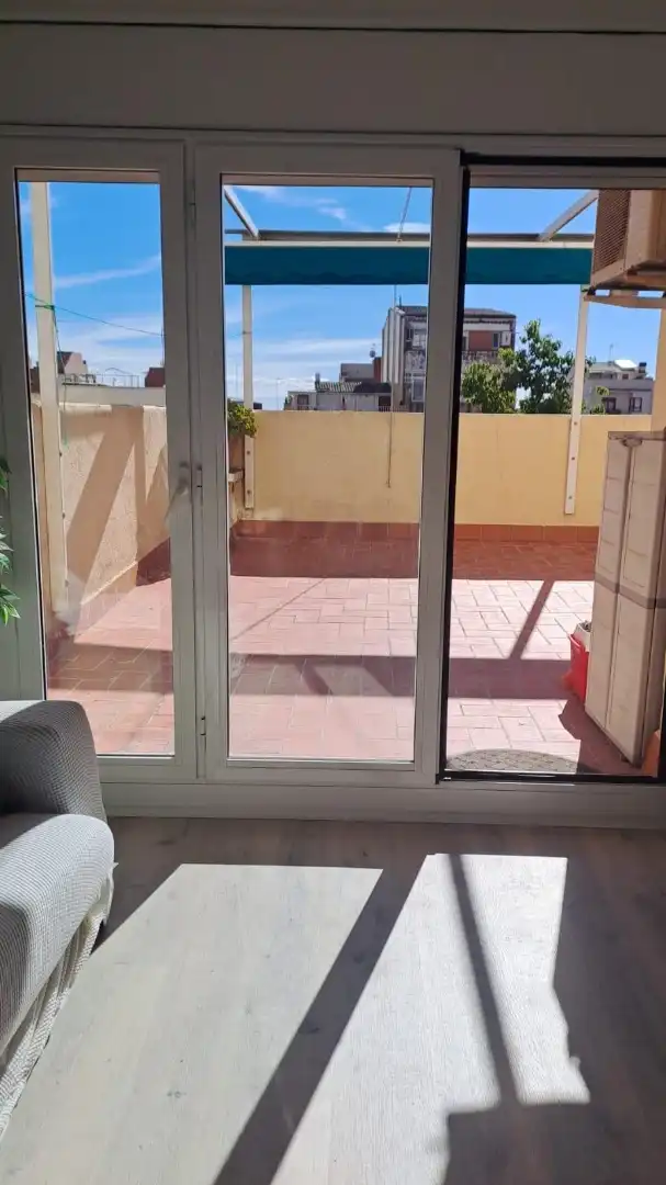 Flat for rent in Carrer Reina Elisenda, 9, Morera Balcony of Flat for rent in Badalona with Air Conditioner, Heating and Parquet flooring