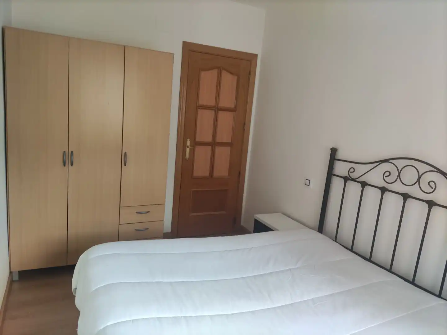 Flat for rent in Calle del Pinzón, 2, Vista Alegre Bedroom of Flat for rent in Madrid with Air Conditioner, Heating and Parquet flooring