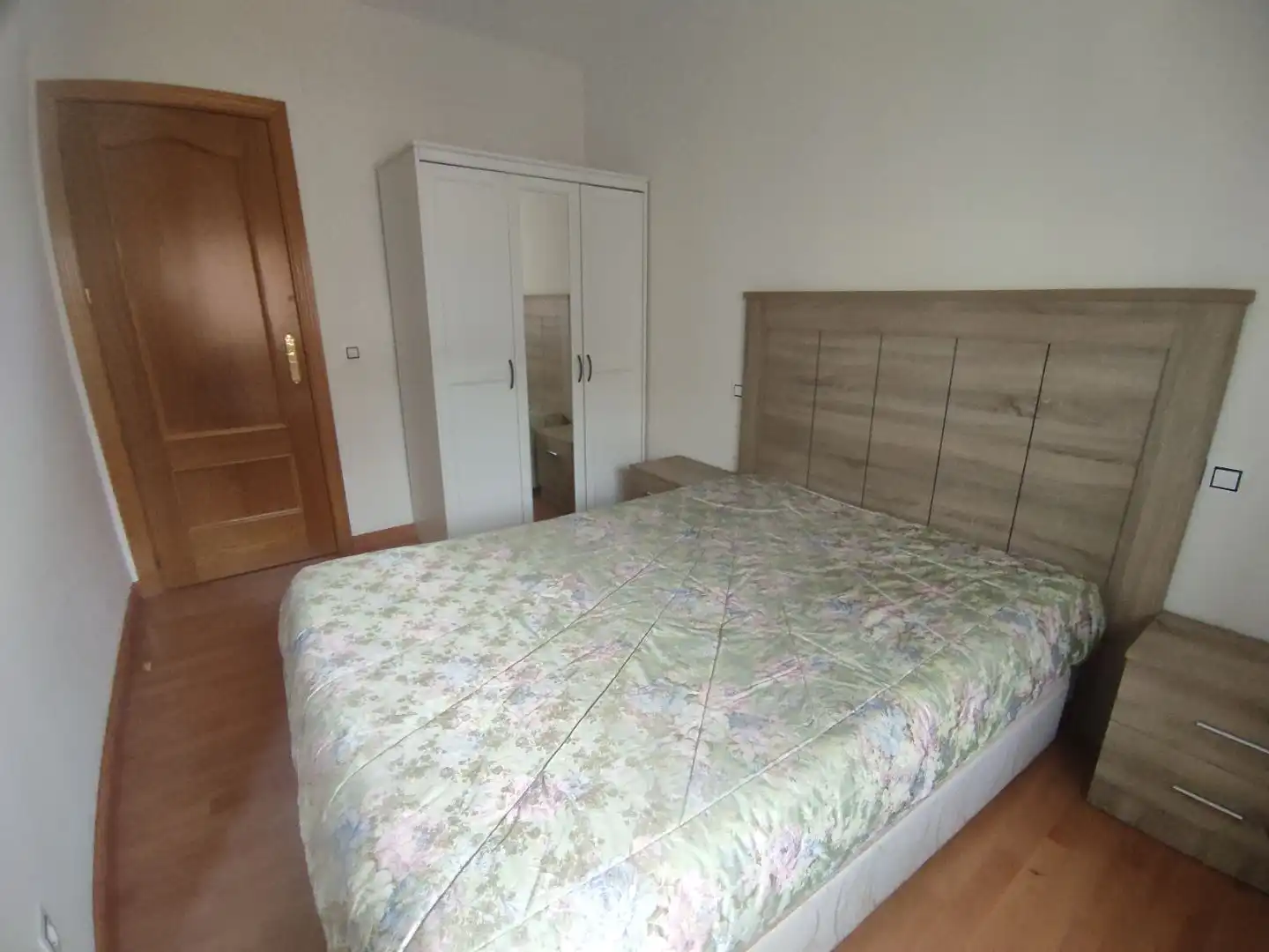 Flat for rent in Calle del Pinzón, 2, Vista Alegre Bedroom of Flat for rent in Madrid with Air Conditioner, Heating and Parquet flooring