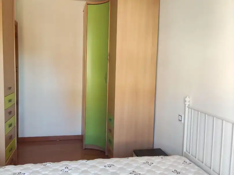 Flat for rent in Calle del Pinzón, 2, Vista Alegre Bedroom of Flat for rent in Madrid with Air Conditioner, Heating and Parquet flooring
