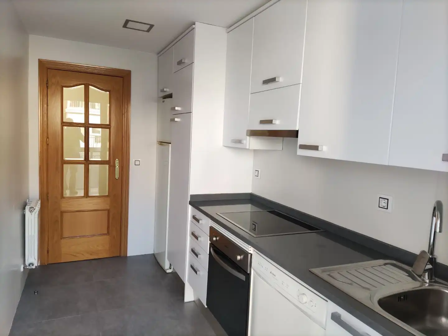 Flat for rent in Calle del Pinzón, 2, Vista Alegre Kitchen of Flat for rent in Madrid with Air Conditioner, Heating and Parquet flooring