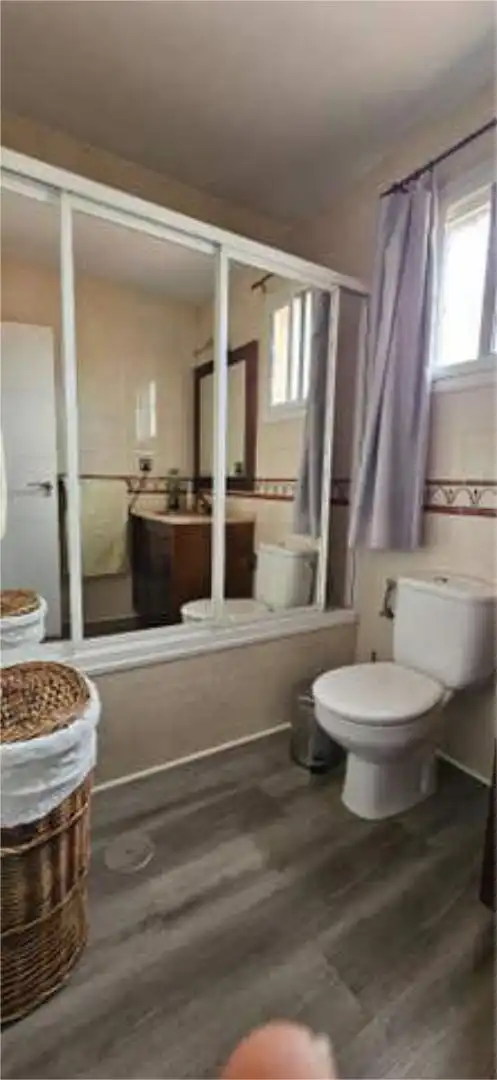 Houses for rent in Vista Azul - Consolación Bathroom of Houses for rent in Dos Hermanas with Private garden and Pets allowed