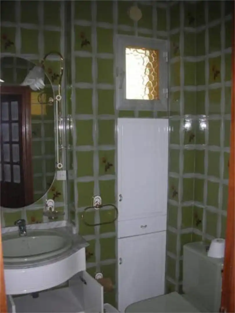 Flat for rent in Valdepasillas - La Paz - Huerta Rosales Bathroom of Flat for rent in Badajoz with Private garden, Storage room and Furnished