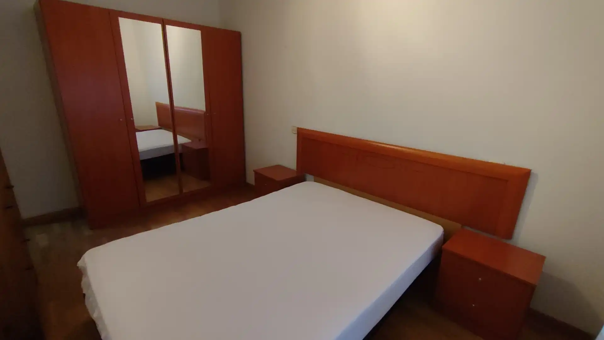 Apartments for rent in Calle de Matilde Hernández, 27, San Isidro Bedroom of Apartments for rent in Madrid with Heating, Private garden and Parquet flooring