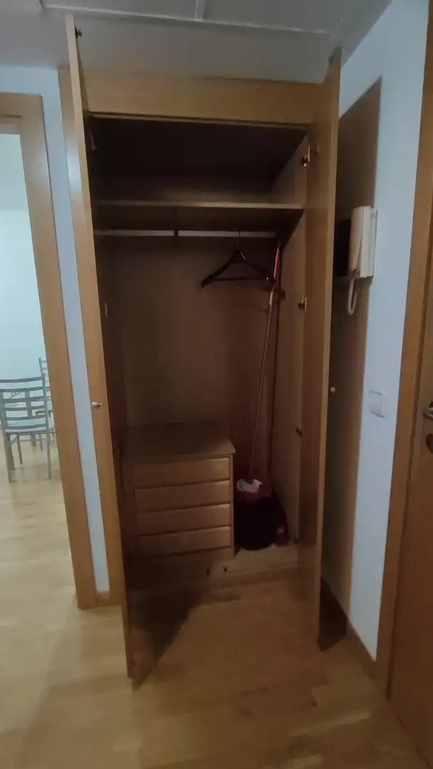 Apartments for rent in Calle de Matilde Hernández, 27, San Isidro Bedroom of Apartments for rent in Madrid with Heating, Private garden and Parquet flooring