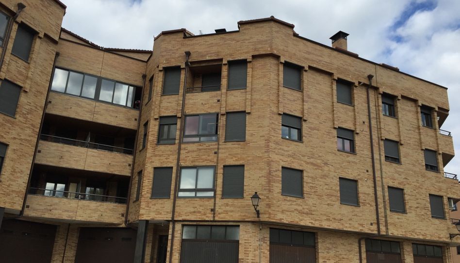 Piso en venta en Calle B, 2, San Leonardo de Yagüe, Soria - imagen 1 Foto 1 de Piso en venta en Calle B, 2, San Leonardo de Yagüe, Soria