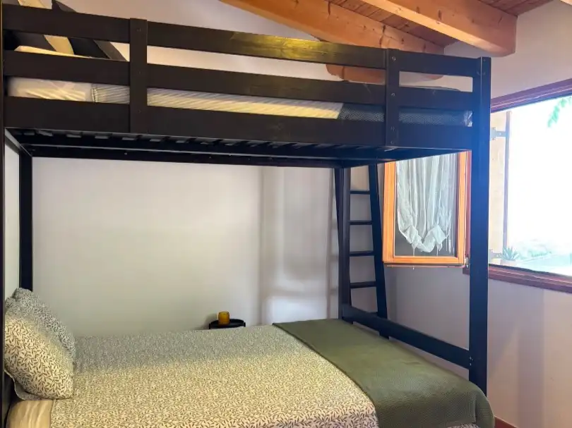 Habitación de Finca rústica en venta en Tremp con Aire acondicionado, Calefacción y Jardín privado