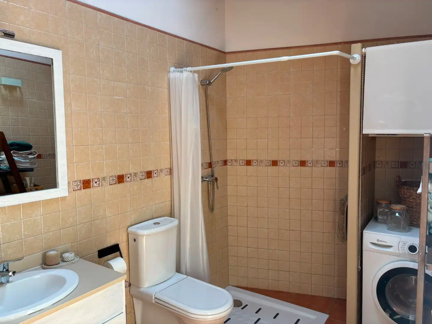 Baño de Finca rústica en venta en Tremp con Aire acondicionado, Calefacción y Jardín privado