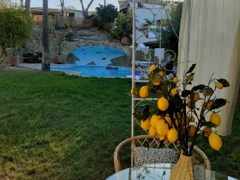 Piscina de Finca rústica de alquiler en Manises con Aire acondicionado, Calefacción y Jardín privado