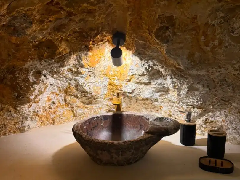 Baño de Finca rústica de alquiler en Manises con Aire acondicionado, Calefacción y Jardín privado