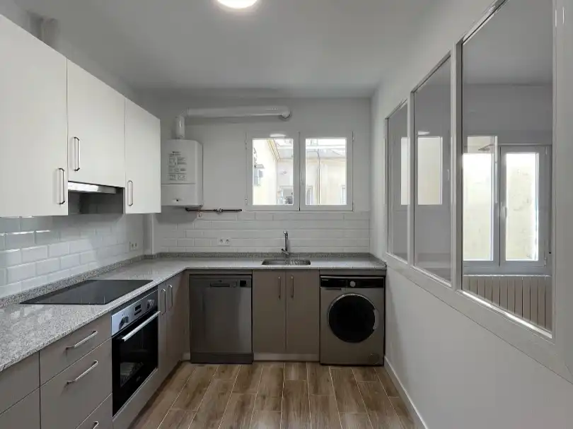 Flat for sale in Calle del Príncipe de Vergara, 269, Hispanoamérica - Bernabéu Kitchen of Flat for sale in Madrid Capital with Air Conditioner and Balcony