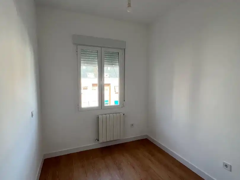 Flat for sale in Calle del Príncipe de Vergara, 269, Hispanoamérica - Bernabéu Bedroom of Flat for sale in Madrid Capital with Air Conditioner and Balcony