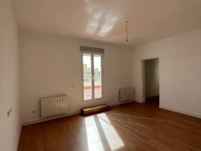 Flat for sale in Calle del Príncipe de Vergara, 269, Hispanoamérica - Bernabéu Bedroom of Flat for sale in Madrid Capital with Air Conditioner and Balcony