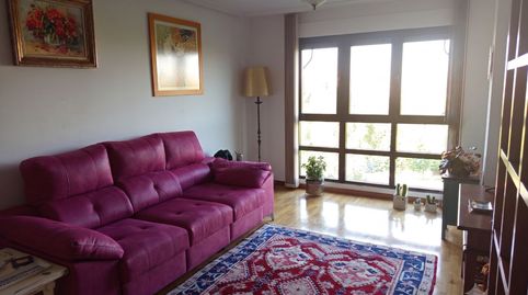 Piso en venta en Avenida Los Peregrinos, 20, Las Eras de Renueva, León Capital - imagen 4 Foto 4 de Piso en venta en Avenida Los Peregrinos, 20, Las Eras de Renueva, León Capital