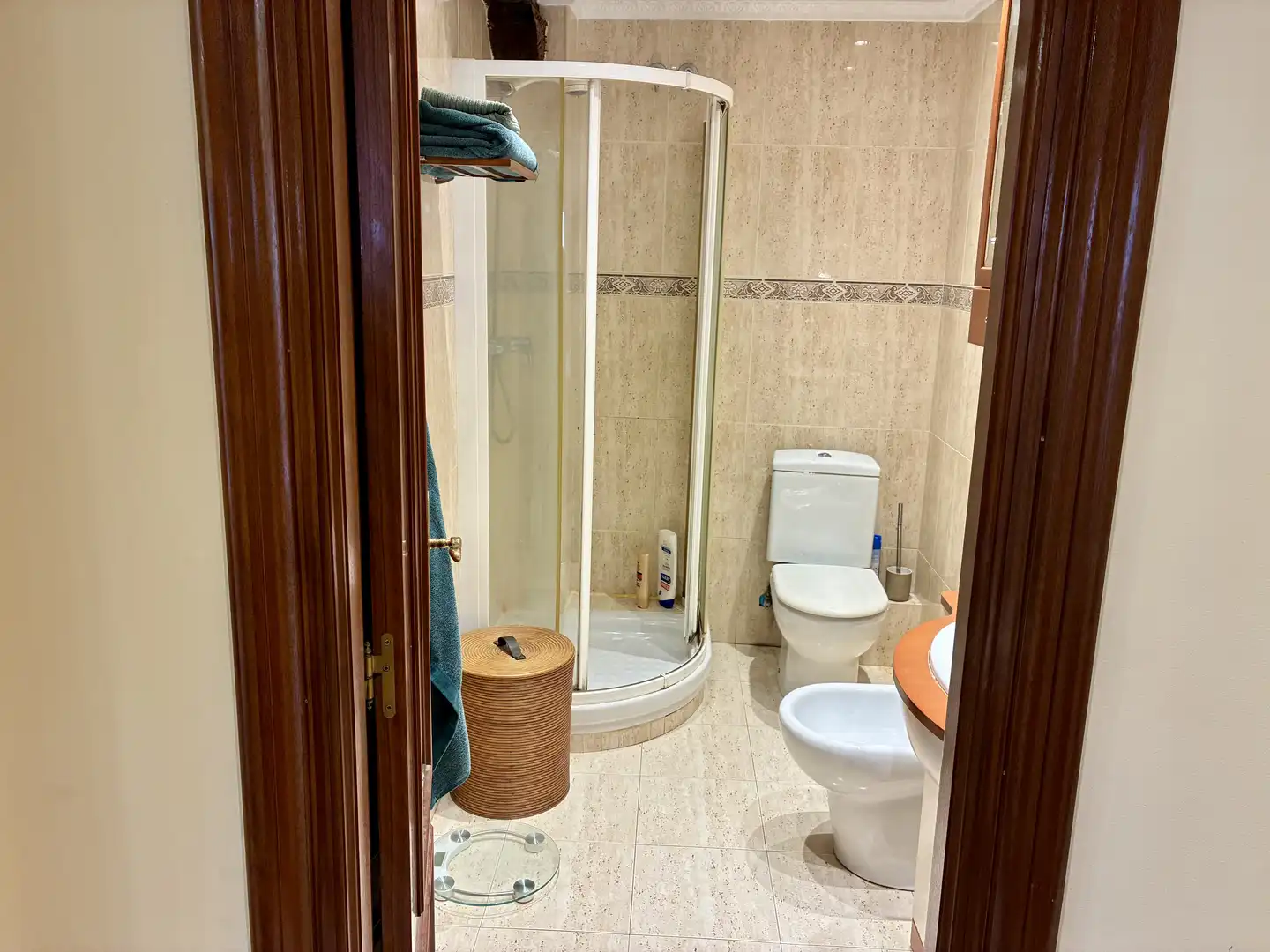 Flat for sale in José Luis Goioaga Etorbidea, 18, Erandio Bathroom of Flat for sale in Erandio with Terrace and Balcony
