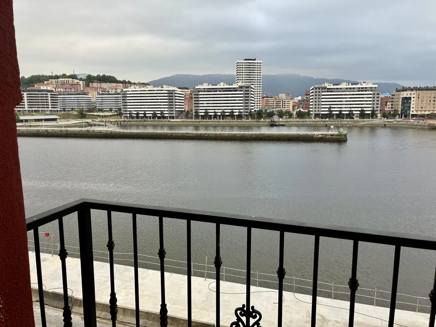 Flat for sale in José Luis Goioaga Etorbidea, 18, Erandio Balcony of Flat for sale in Erandio with Terrace and Balcony