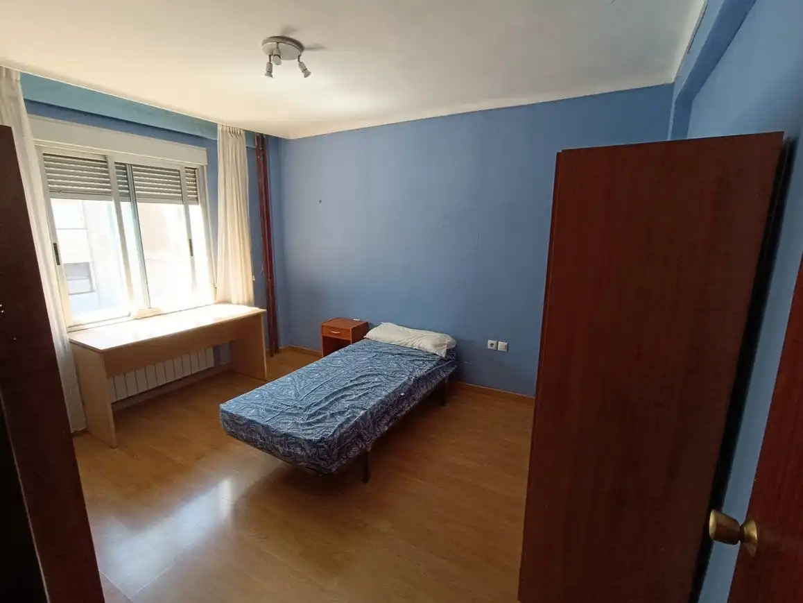 Piso de alquiler en Calle Hermanos Falco, 34, Hospital Habitación de Piso de alquiler en Albacete con Calefacción, Parquet y Terraza
