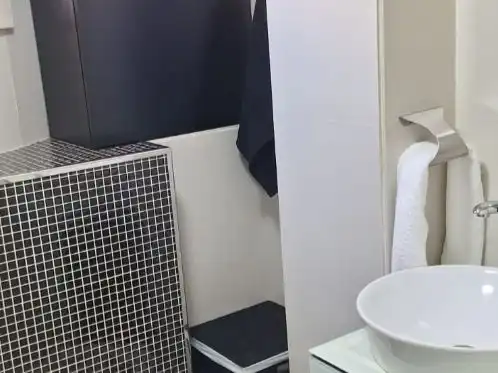 Baño de Piso de alquiler en Vigo  con Calefacción, Trastero y Amueblado