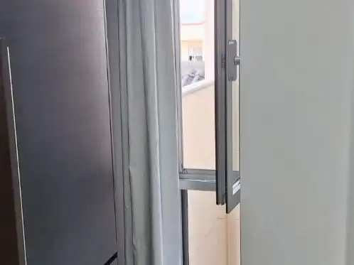 Terraza de Piso de alquiler en Vigo  con Calefacción, Trastero y Amueblado