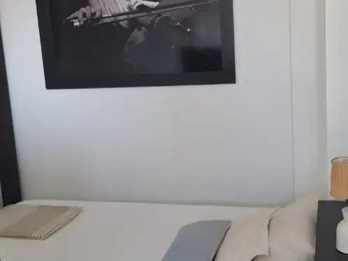 Habitación de Piso de alquiler en Vigo  con Calefacción, Trastero y Amueblado