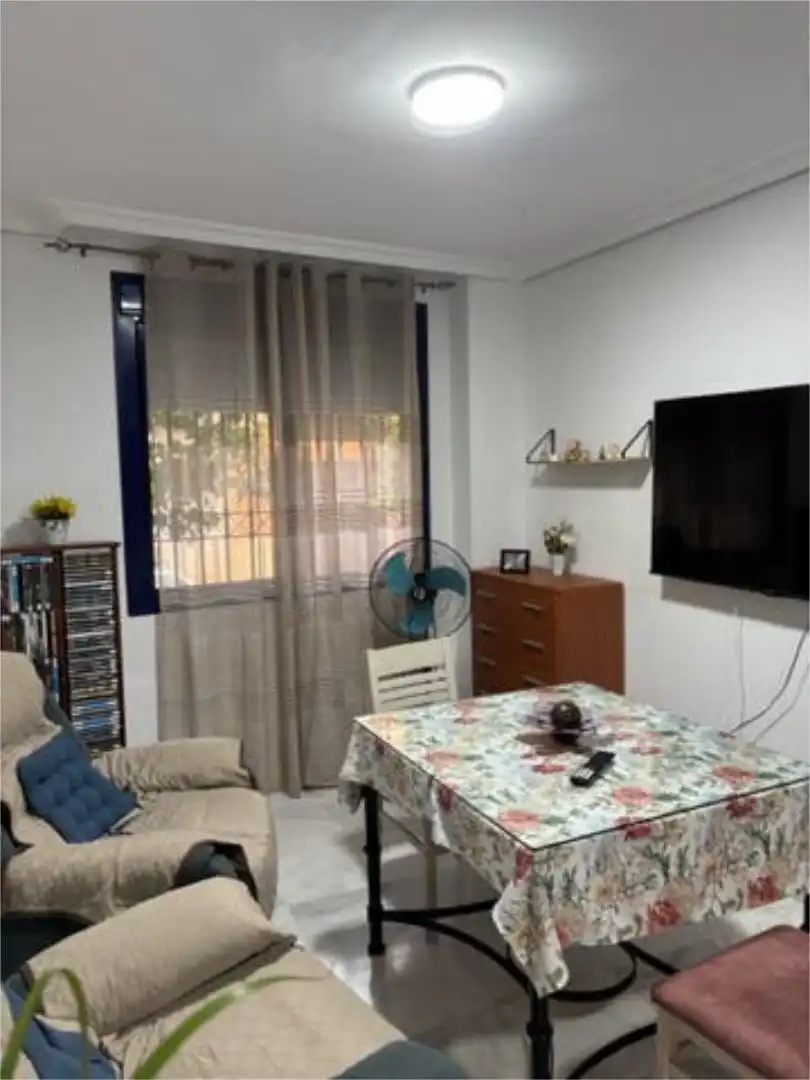 Flat for rent in Sta. Marina - San Andrés - San Pablo - San Lorenzo Bedroom of Flat for rent in Córdoba with Heating, Terrace and Furnished