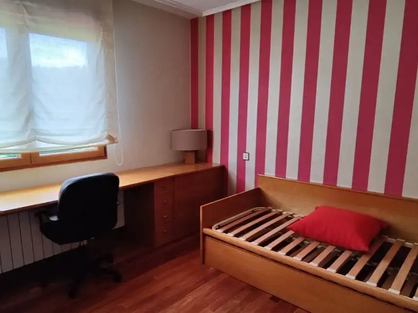 Habitación de Casa o chalet en venta en Sopuerta con Calefacción, Jardín privado y Parquet