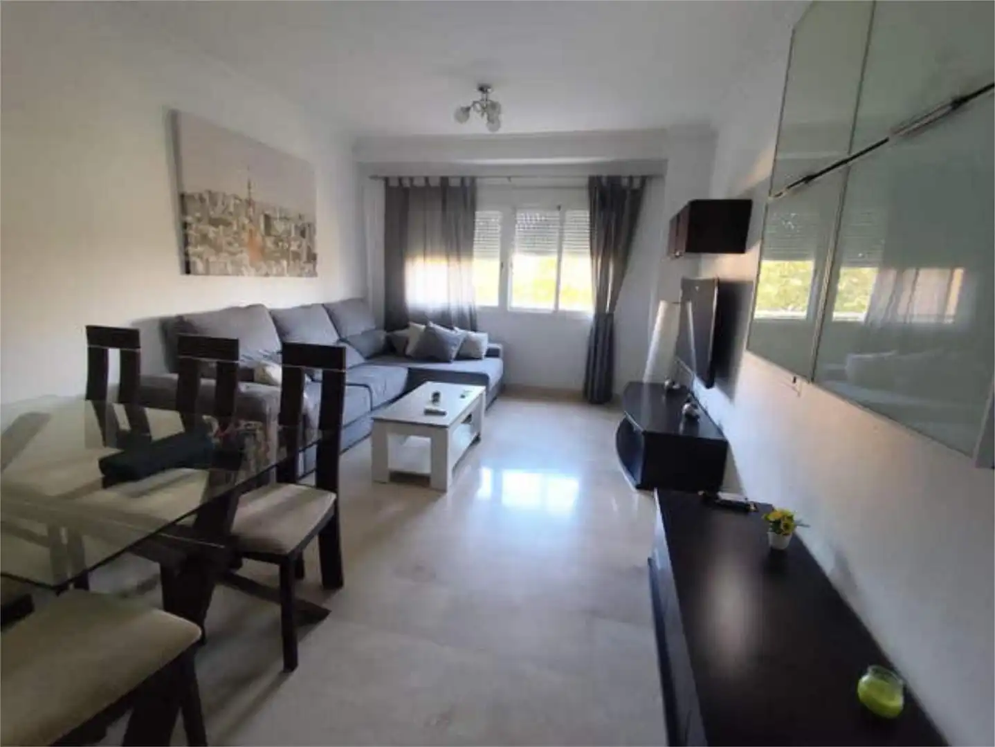 Living room of Flat for rent in Sevilla  with Heating and Furnished