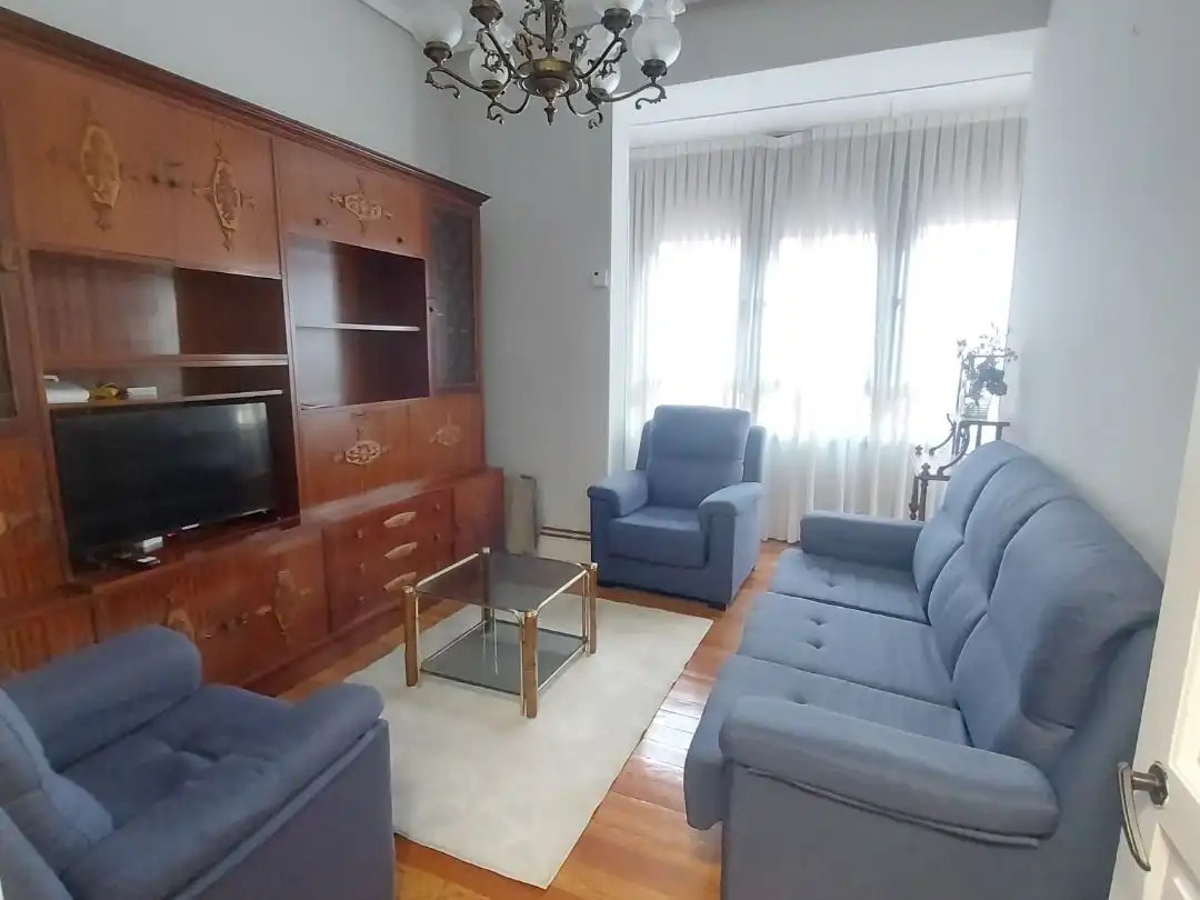 Flat for rent in Calle General Eguía, 50, Basurtu Living room of Flat for rent in Bilbao with Balcony