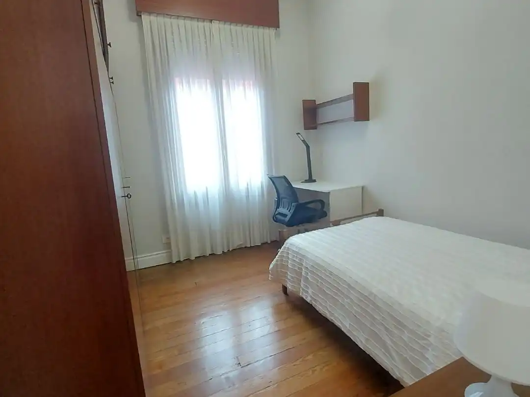 Flat for rent in Calle General Eguía, 50, Basurtu Bedroom of Flat for rent in Bilbao with Balcony