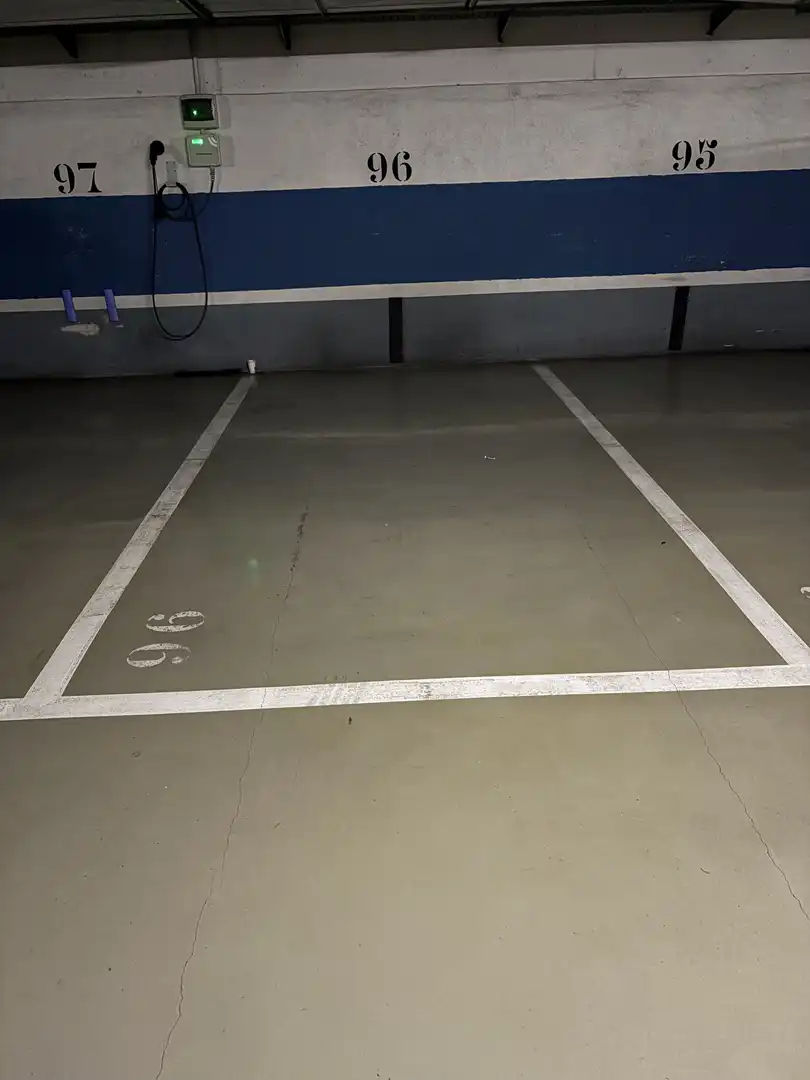 Garage for rent in Calle de Miguel Hernández, 16, Canyelles Parking of Garage for rent in Barcelona
