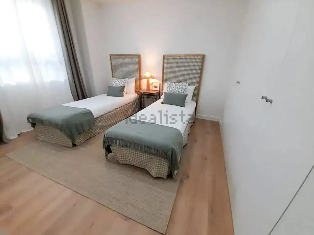 Pis de lloguer a Avenida Arrigo Boito, 1, Este Dormitori de Pis de lloguer en Málaga Capital amb Aire condicionat, Terrassa i Piscina