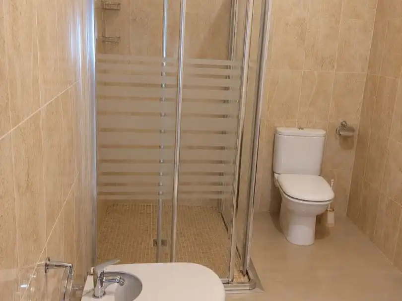 Baño de Piso en venta en Albaladejo con Aire acondicionado, Calefacción y Amueblado