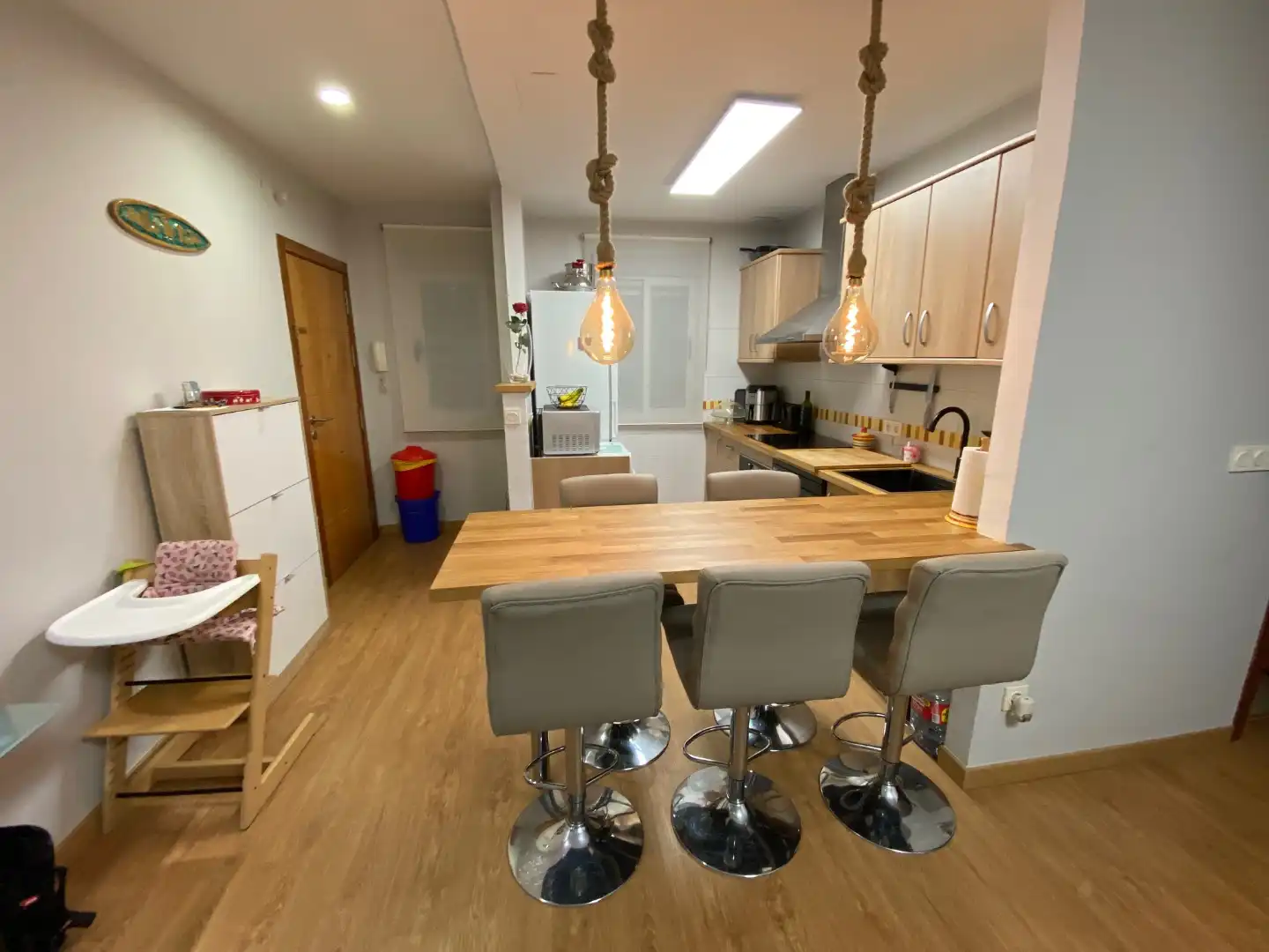 Flat for rent in Plaza Nuevo Zaidin, 1, Barrio de Zaidín Kitchen of Flat for rent in Granada with Air Conditioner, Heating and Parquet flooring